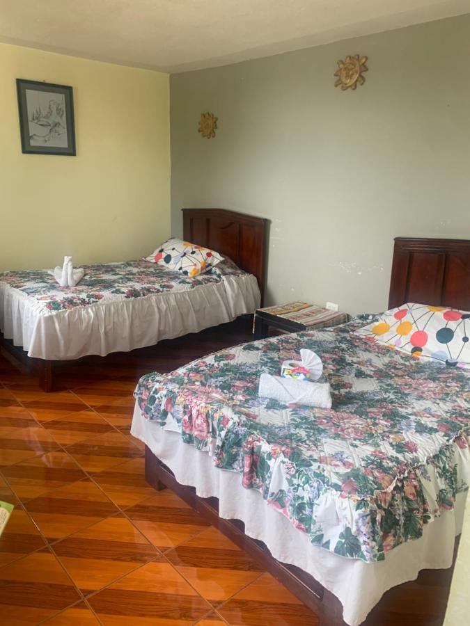 Hostal Jora Continental Cotacachi Zewnętrze zdjęcie