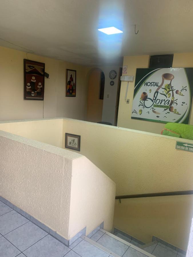 Hostal Jora Continental Cotacachi Zewnętrze zdjęcie