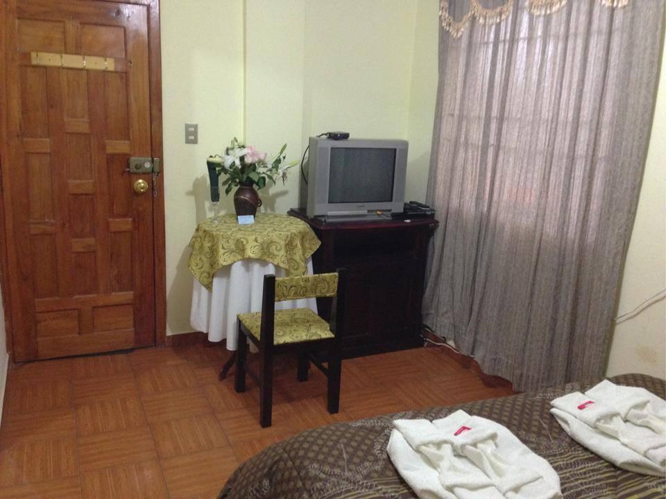 Hostal Jora Continental Cotacachi Pokój zdjęcie